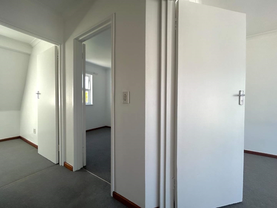 3 Bedroom Property for Sale in Muizenberg Western Cape